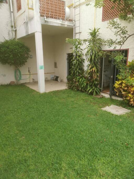 Comfortable And Central Cancun Apartment Экстерьер фото